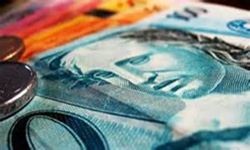 DVIDA PBLICA -  Poder encerrar 2016 em R$ 3,3 trilhes