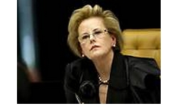ROSA WEBER nega pedido de habeas corpus para Lula