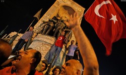 TURQUIA - Governo amplia a represso