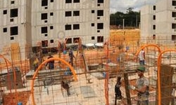 CONSTRUO CIVIL - 465 mil postos de trabalho fechados em 12 meses