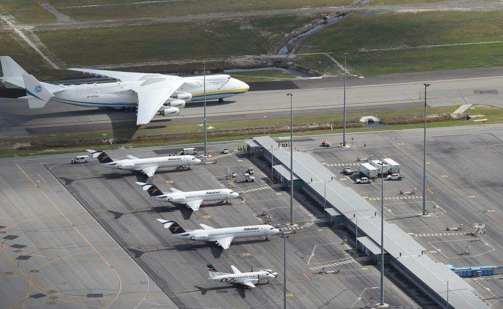ANTONOV - Maior Avio do Mundo est no Aeroporto de Guarulhos