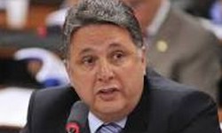 ANTHONY GAROTINHO - TSE concede liberdade a ex-governador do Rio