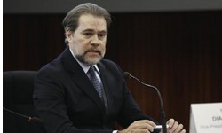 TOFFOLI relator de pedido para retirar de Moro ao do Stio contra Lula 