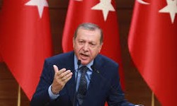 TURQUIA ir boicotar Iphone e eletrnicos em retaliao comercial aos EUA, diz Erdogan 