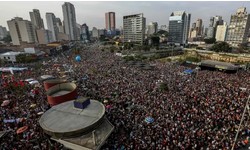 PROTESTOS gigantescos contra Bolsonaro e a extrema direita