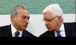 MOREIRA FRANCO e Cel. LIMA deixam sede da PF, deslocados ao Batalho da PM