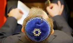 ALEMANHA Governo alerta Judeus Contra Uso do Quip, face a Atentados Antissemitas