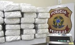 POLICIA FEDERAL queima mais de 3 toneladas de Cocana
