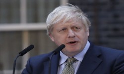 JOHNSON - Premier Britnico defende Acordo Nuclear com o IR de 2015 