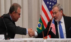 LUS PINGELLI ROSA: EUA querem influenciar o Brasil em questes energticas