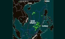 DESTRIER dos EUA navega desafiadoramente por ilhas disputadas por China, Japo, Vietn e outros