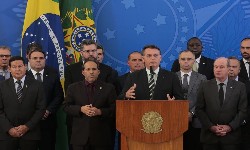 BOLSONARO nega Interveno Poltica na PF alegada por MORO
