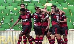 FLAMENGO vence Fluminense no 1 Jogo da Final do Campeonato Carioca