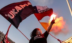 CHILE Em plebiscito histrico 78% decidem por elaborar nova constituio