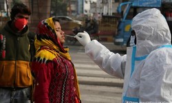 INDIA avana a 300 mil novas infeces dirias por Covid-19