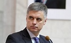 UCRNIA - Governo anulou Declaraes de seu Embaixador sobre Pas Desistir da OTAN