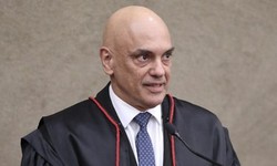 TSE - Alexandre de Moraes na posse como presidente discursa contra fakenews e atentados antidemocrticos