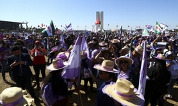 MARCHA DAS MARGARIDAS reune mais de 100 mil mulheres em Braslia