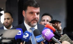 BANCADA RURALISTA quer incluir A��es do MST no PL  ANTIFAC��O