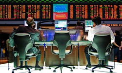 IBOVESPA e D�LAR caem em Dia de Liquida��o do Banco MASTER
