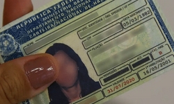 FRAUDES COM DOCUMENTOS - Tentativas mais que dobram de 2022 a 2025